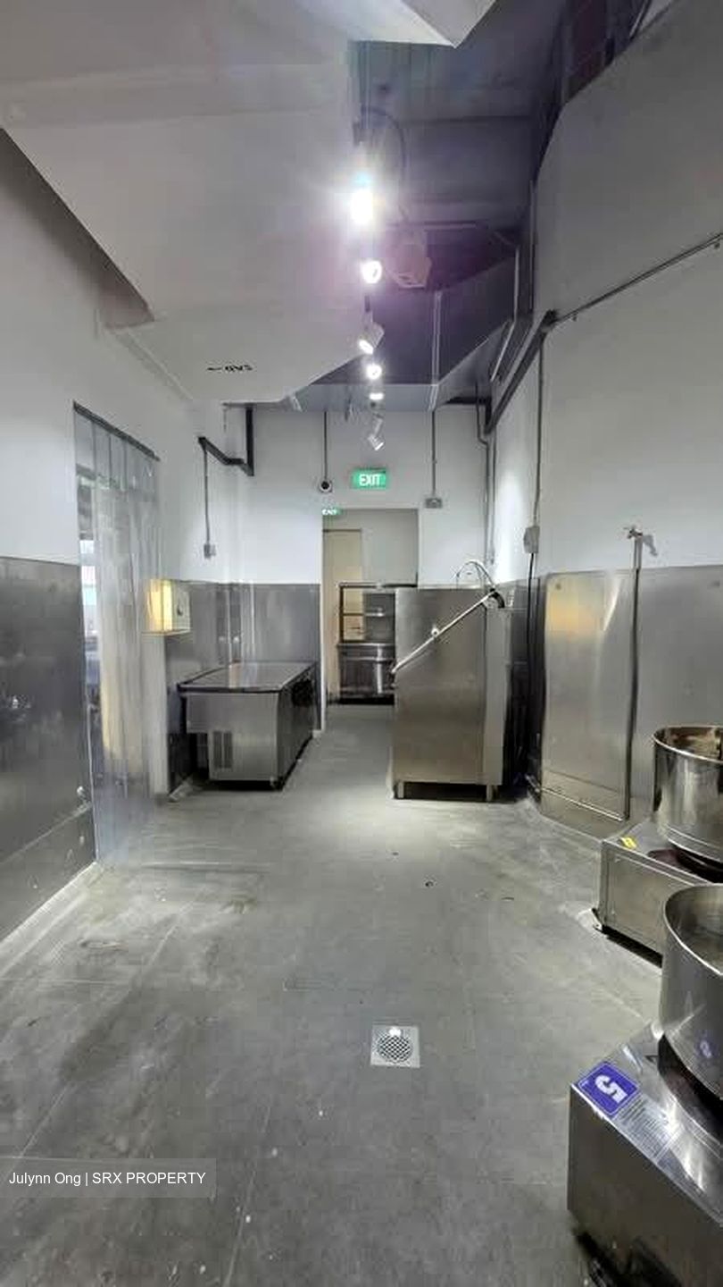 Rangoon Road (D8), Retail #546850231